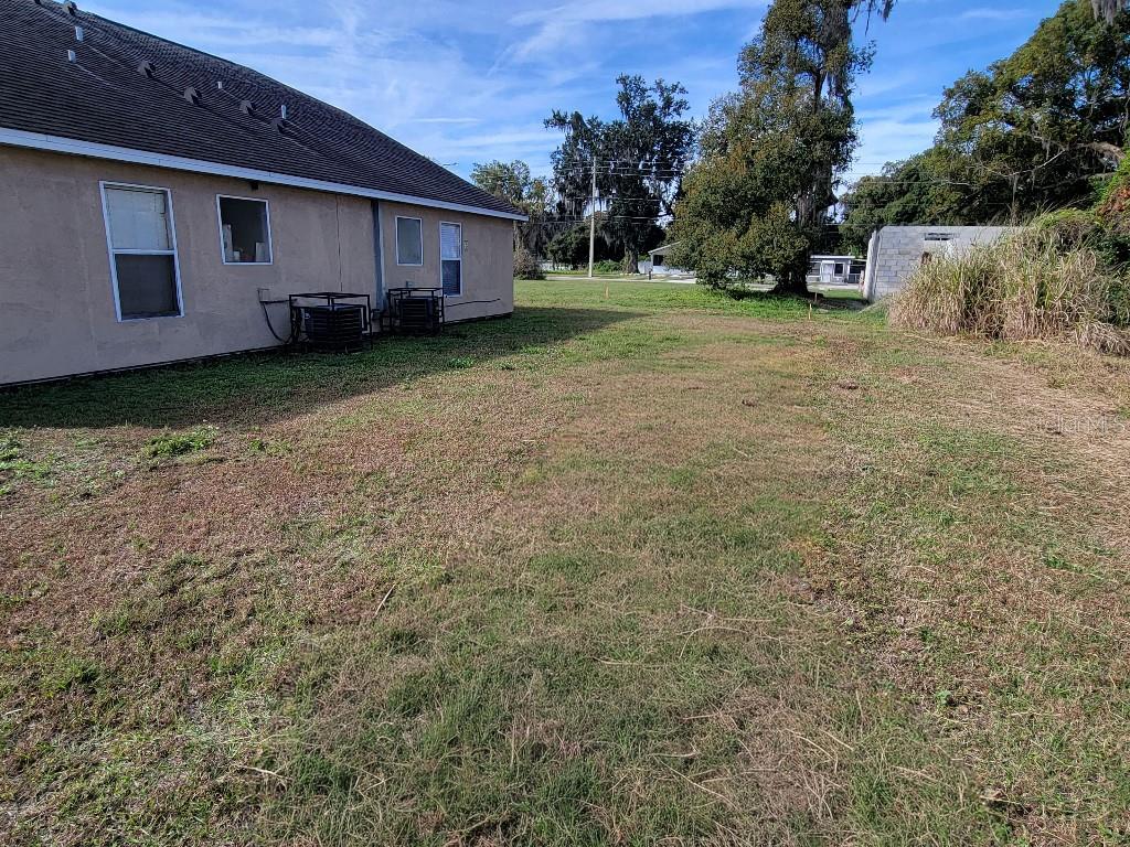 CLEAR LAKE VIEWS - Residential Income