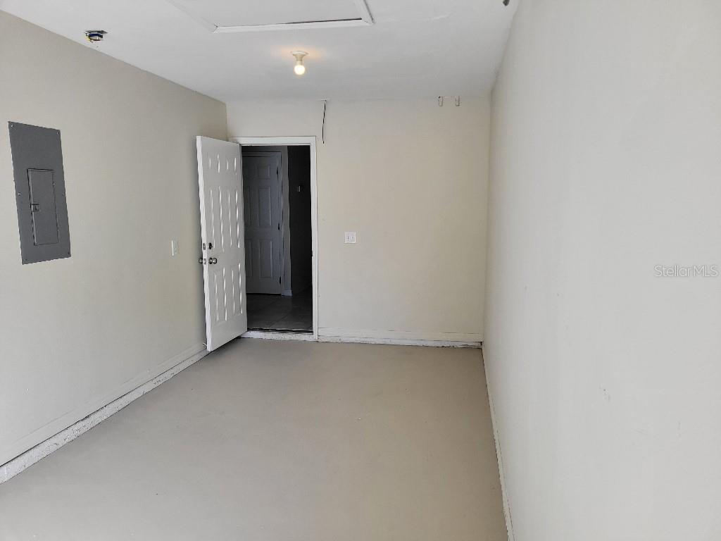 CLEAR LAKE VIEWS - Residential Income