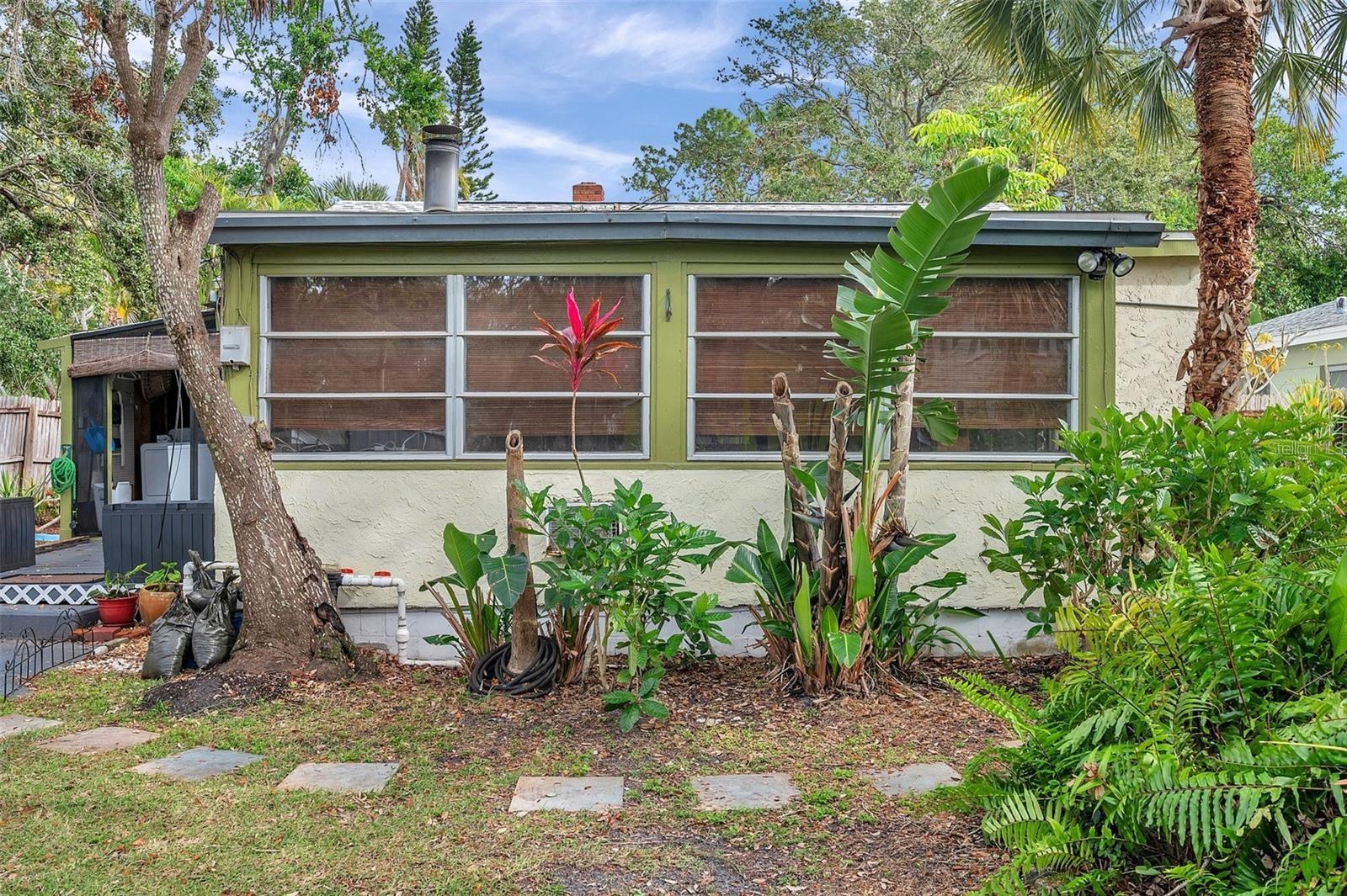 VETERAN PARK - Residential