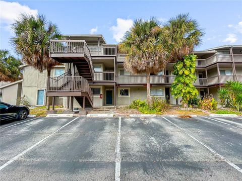 Photo of 6336 Newtown Circle #36B2, Tampa, FL 33615 (MLS # TB8476376)