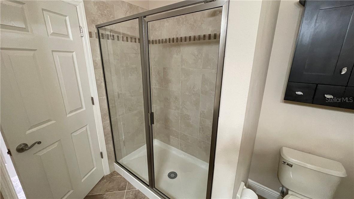 PALMA SOLA TRACE CONDO OR2185/736 - Residential Lease