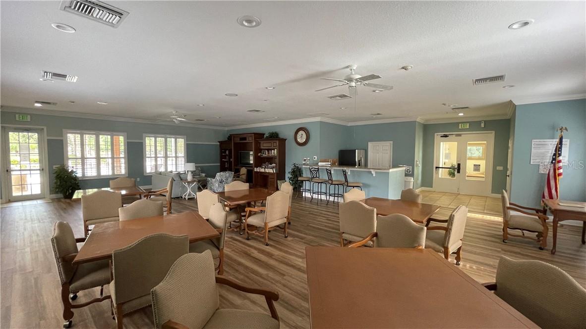 PALMA SOLA TRACE CONDO OR2185/736 - Residential Lease