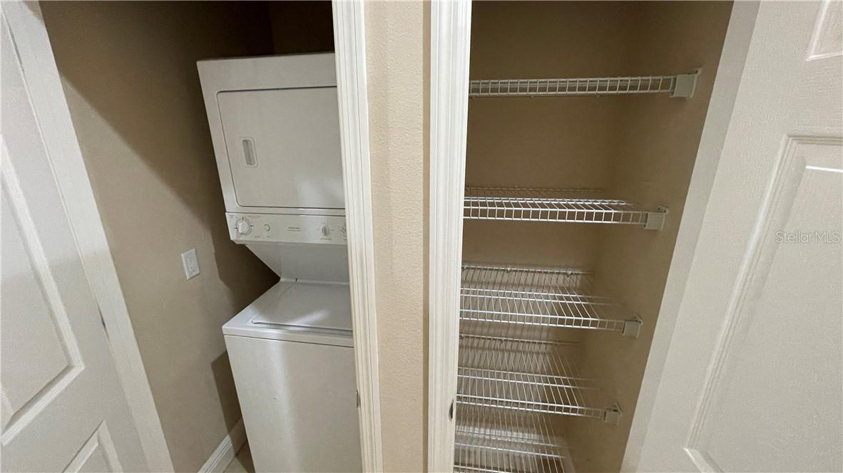 PALMA SOLA TRACE CONDO OR2185/736 - Residential Lease