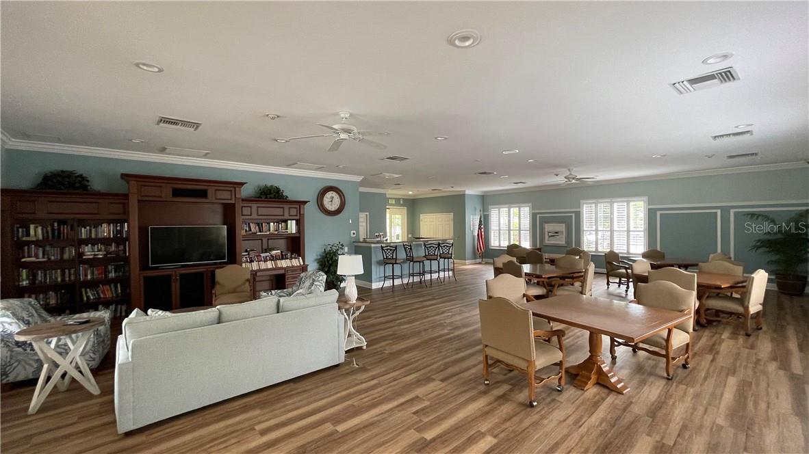 PALMA SOLA TRACE CONDO OR2185/736 - Residential Lease