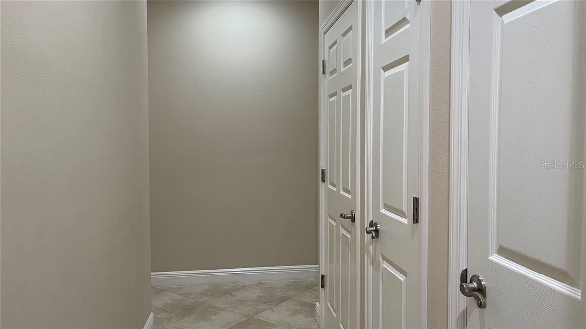 PALMA SOLA TRACE CONDO OR2185/736 - Residential Lease