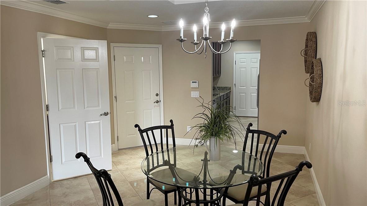 PALMA SOLA TRACE CONDO OR2185/736 - Residential Lease