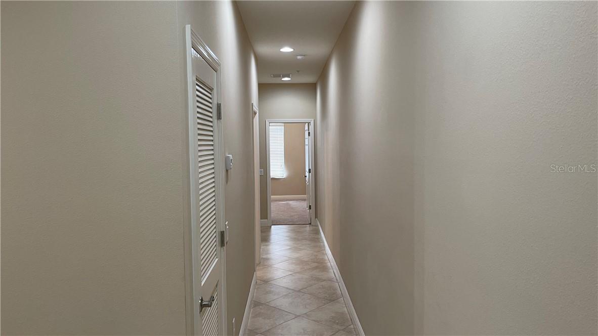 PALMA SOLA TRACE CONDO OR2185/736 - Residential Lease