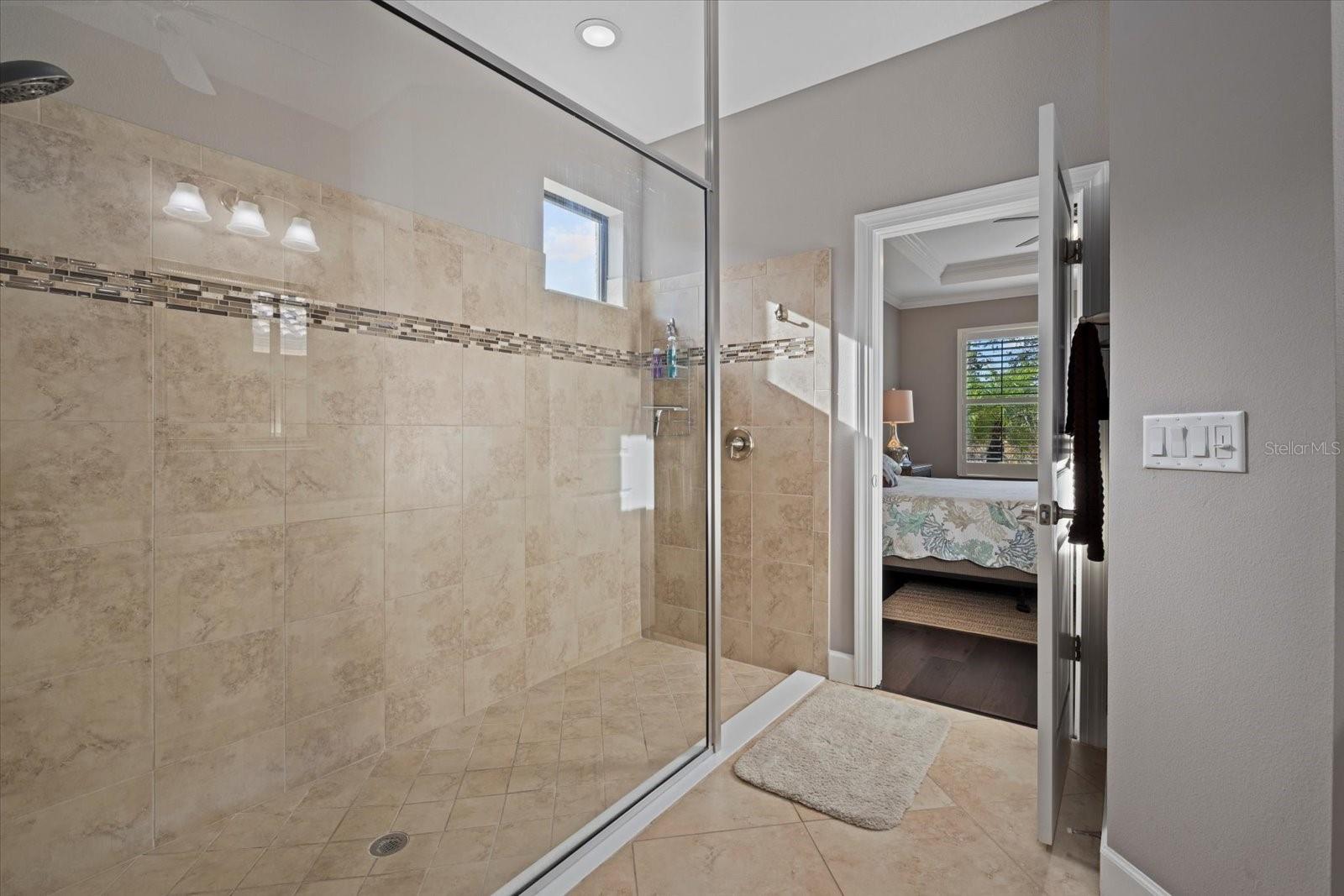 ESPLANADE PH II - Residential