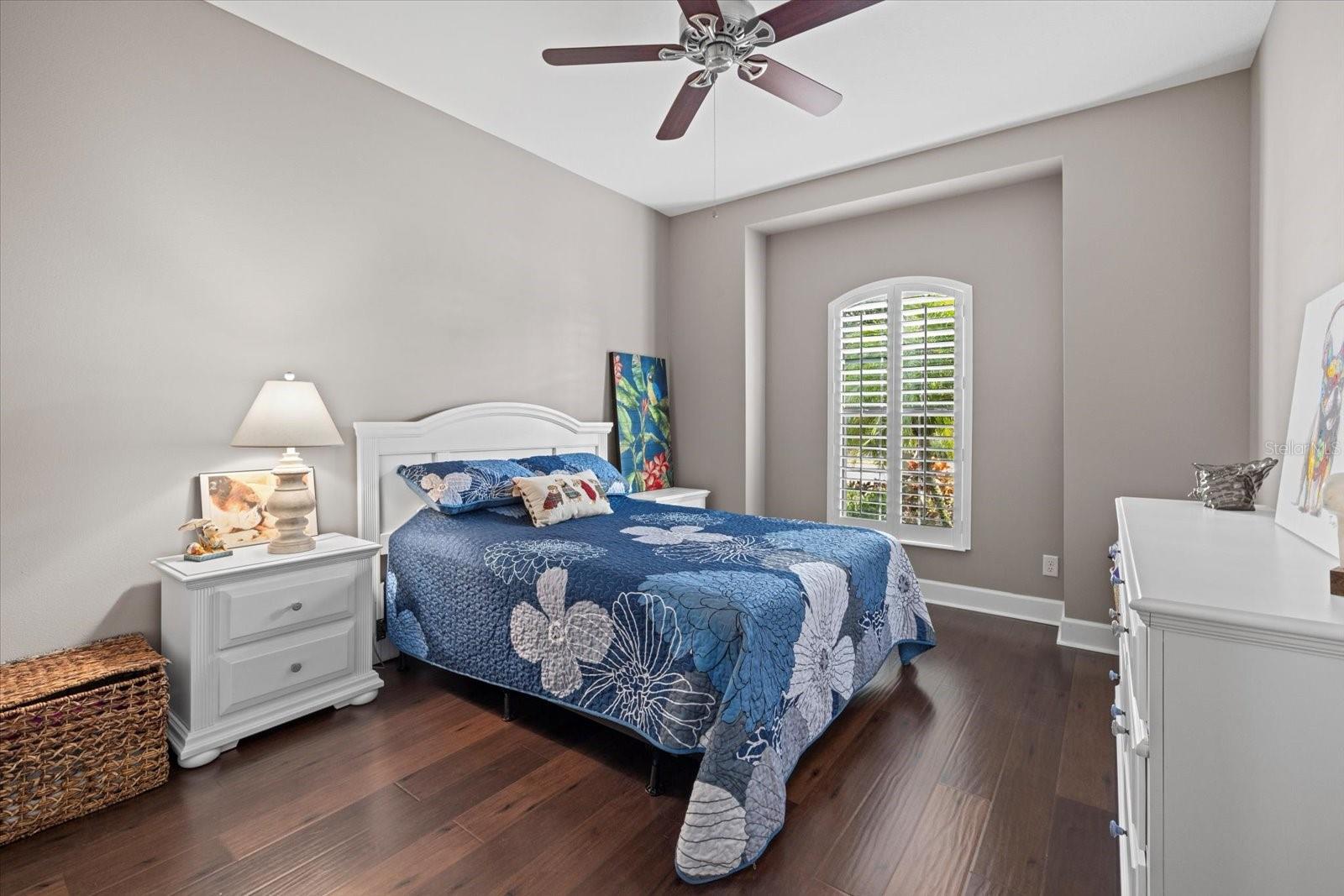 ESPLANADE PH II - Residential