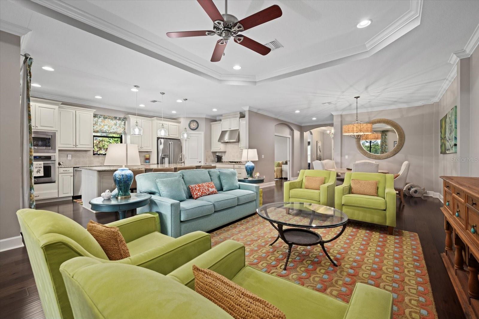 ESPLANADE PH II - Residential