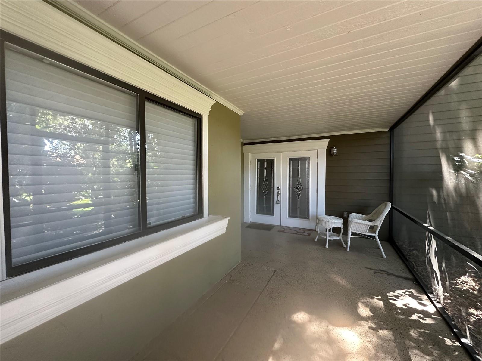 104 WODEN WAY