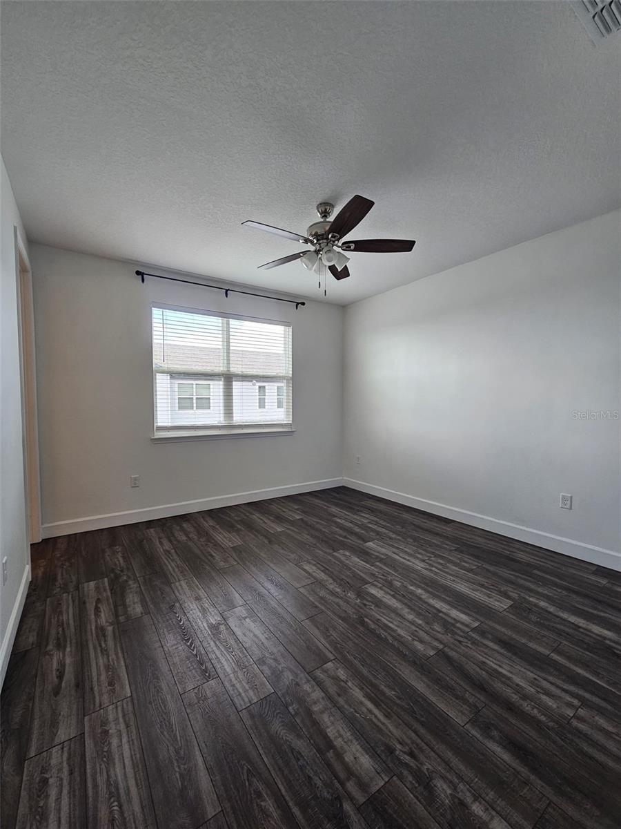 AVALON TWNHMS - Residential