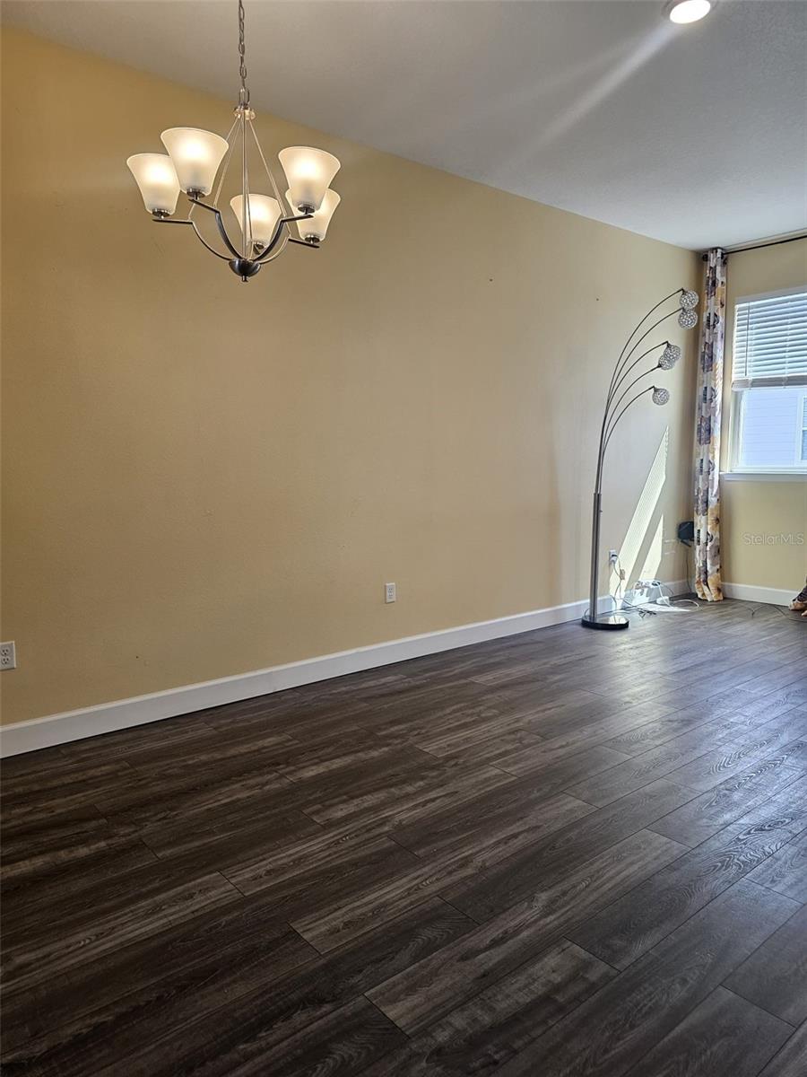 AVALON TWNHMS - Residential