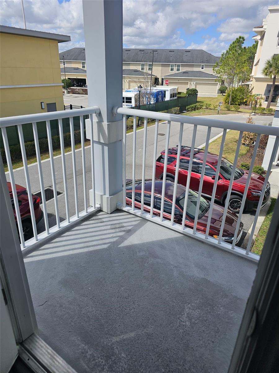 AVALON TWNHMS - Residential