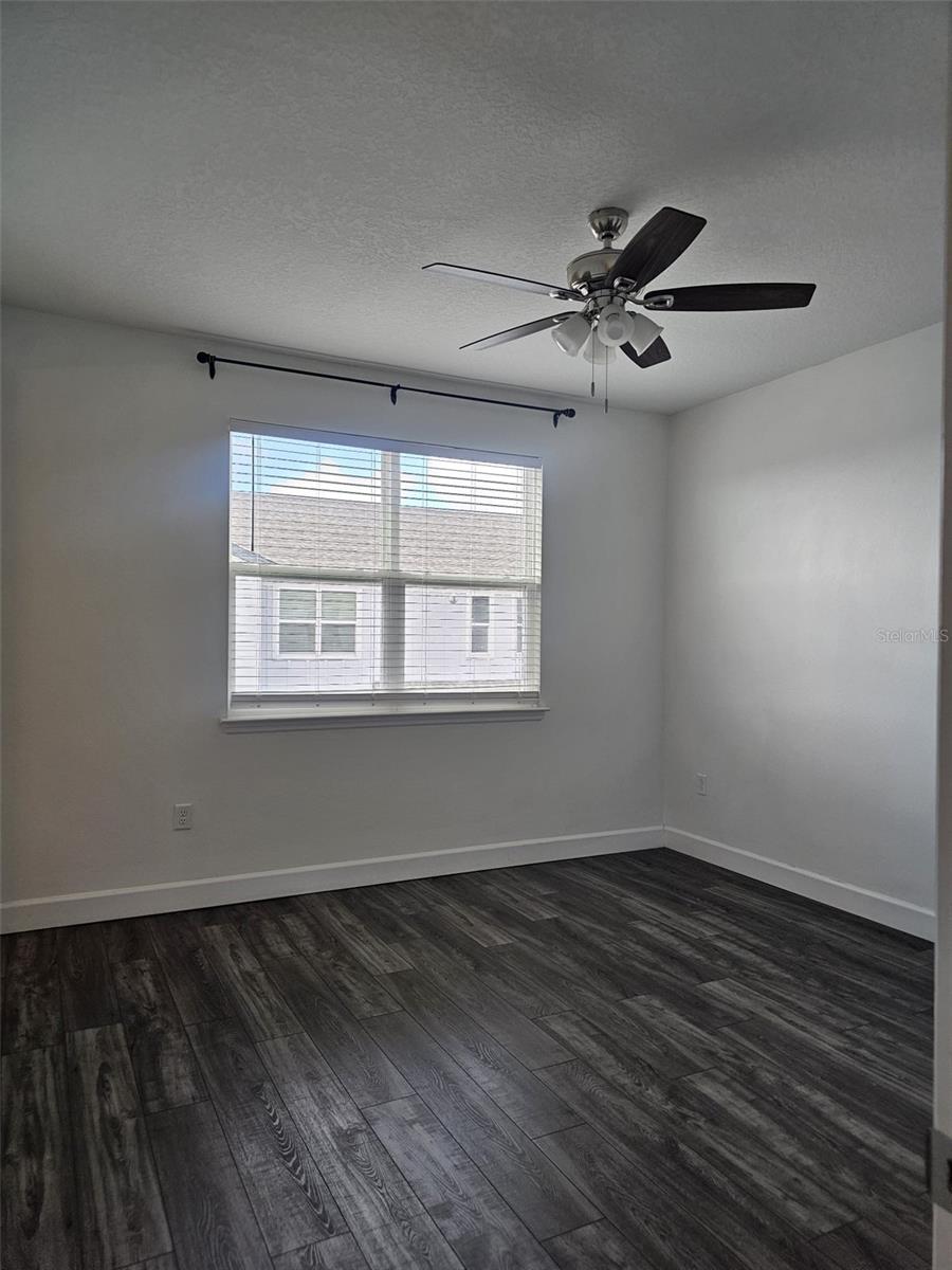 AVALON TWNHMS - Residential