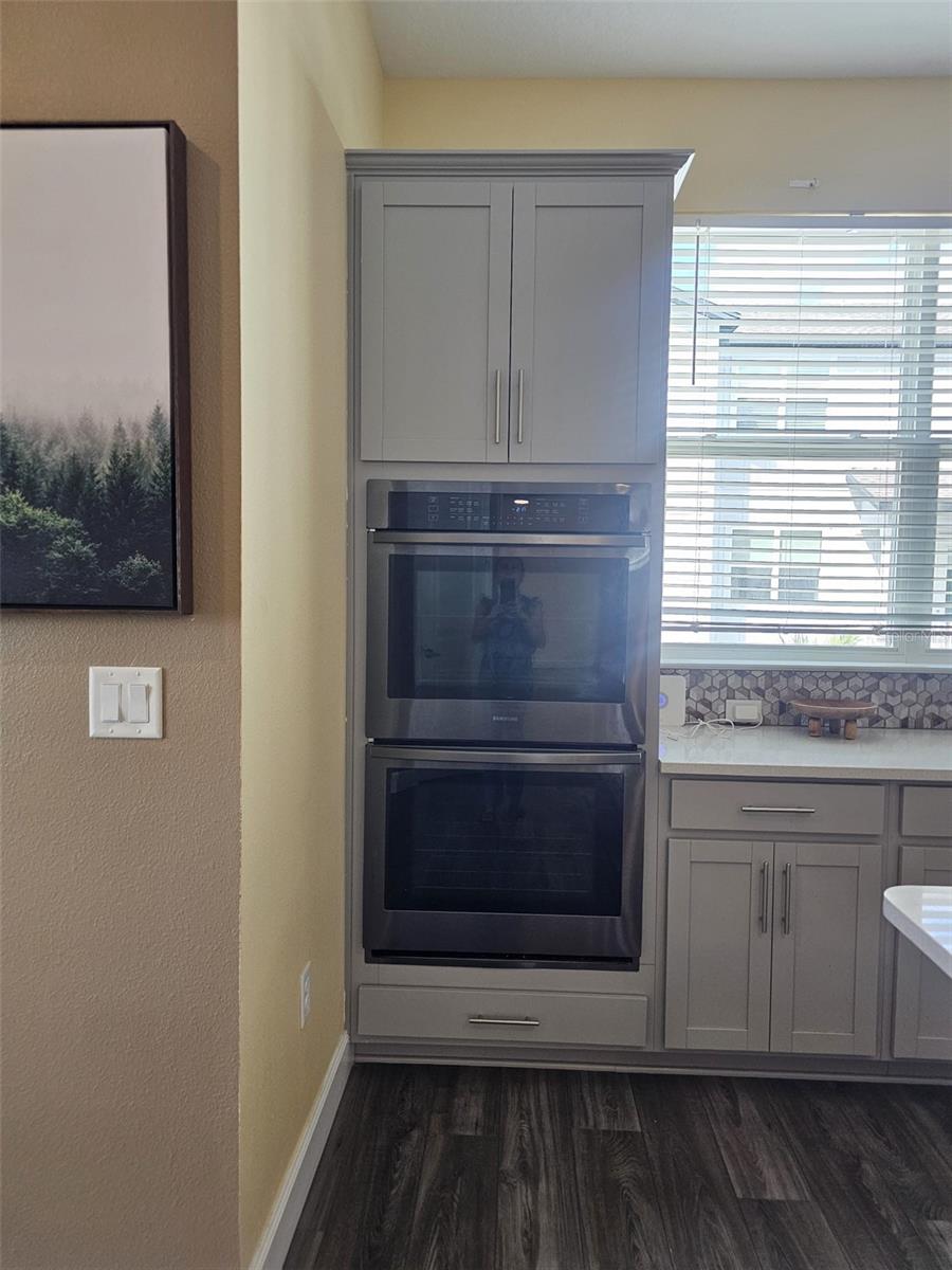 AVALON TWNHMS - Residential