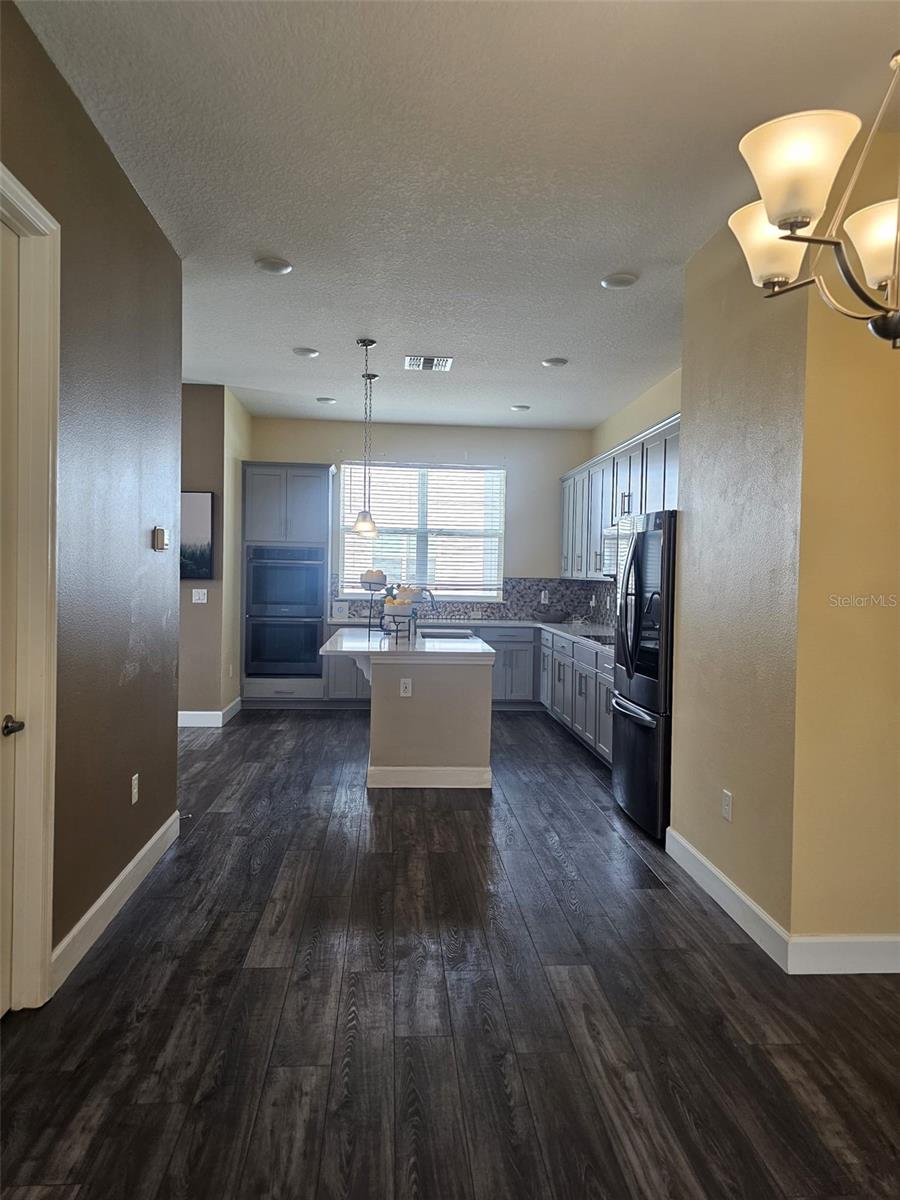 AVALON TWNHMS - Residential