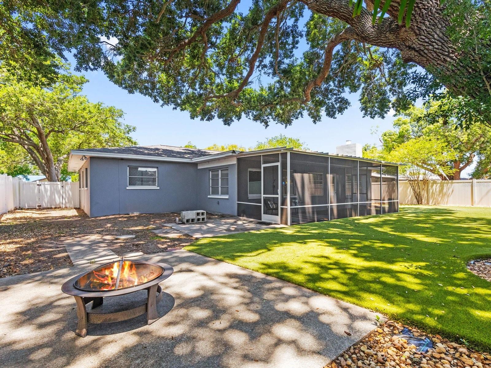PLEASANT GROVE PARK - Residential
