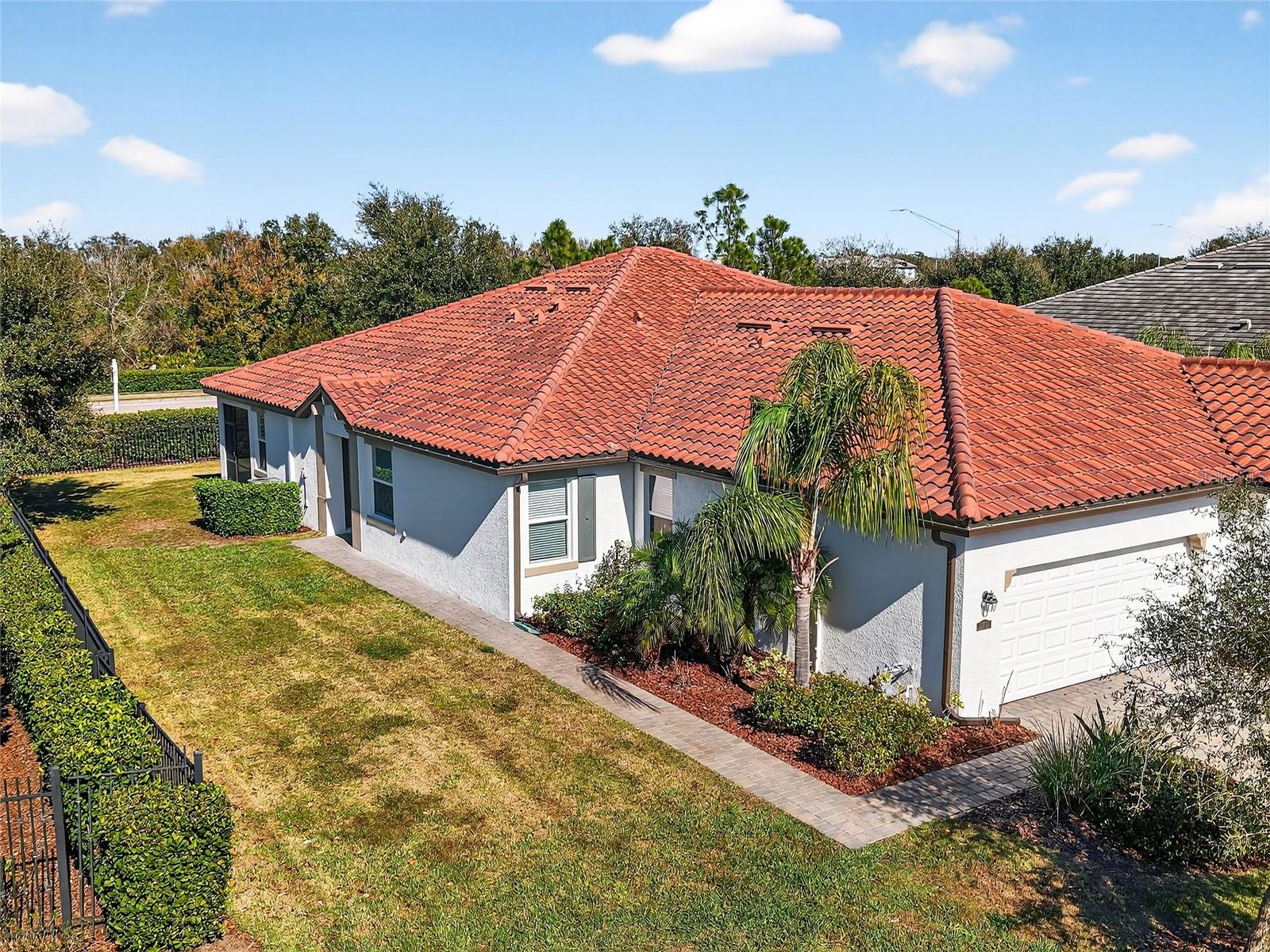 ARBOR GRANDE - Residential