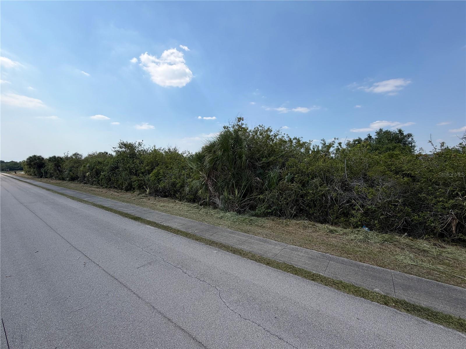 PORT CHARLOTTE SEC 072 - Land