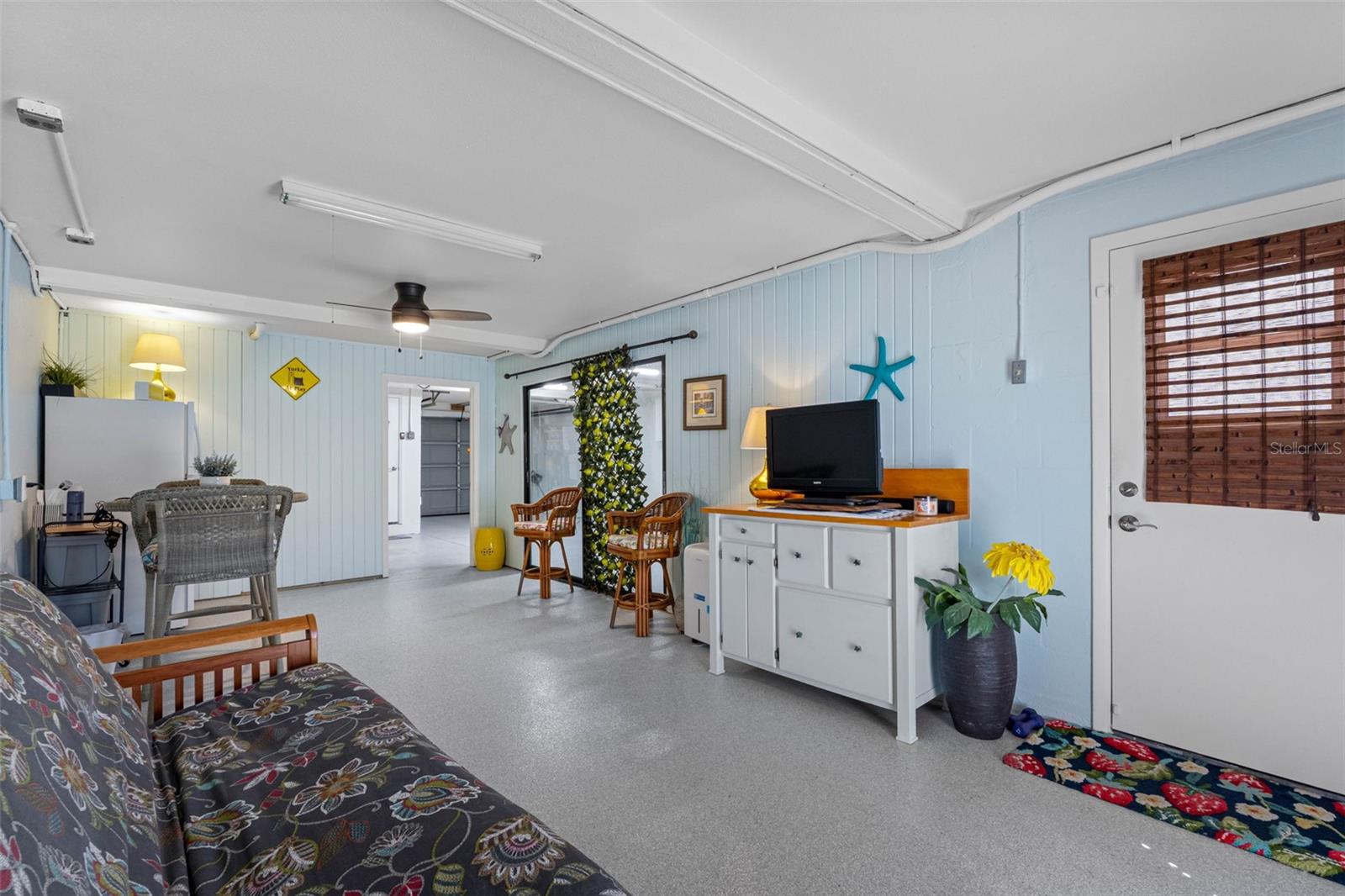 SUN KETCH CONDO - Residential