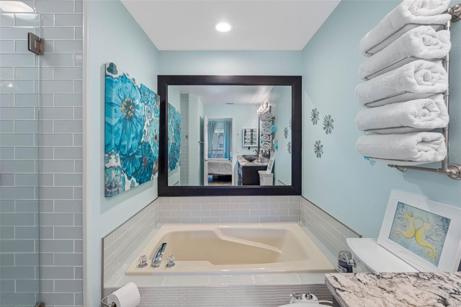 SUN KETCH CONDO - Residential