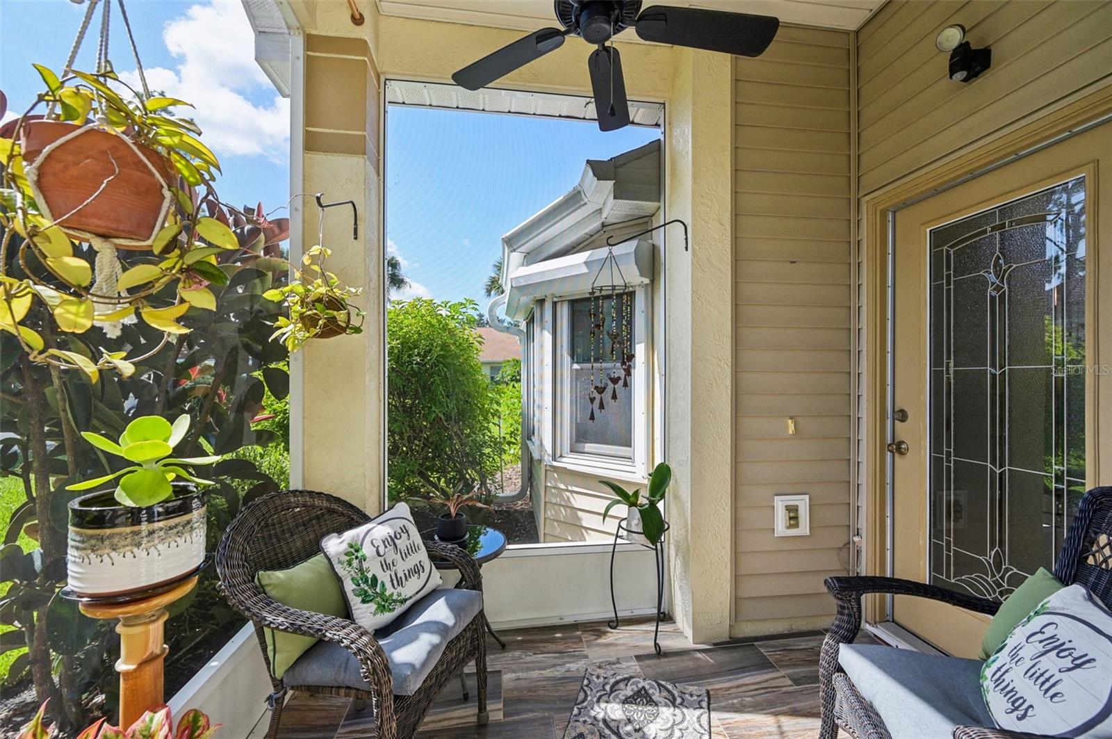 2467 NANTUCKET HARBOR LOOP 122