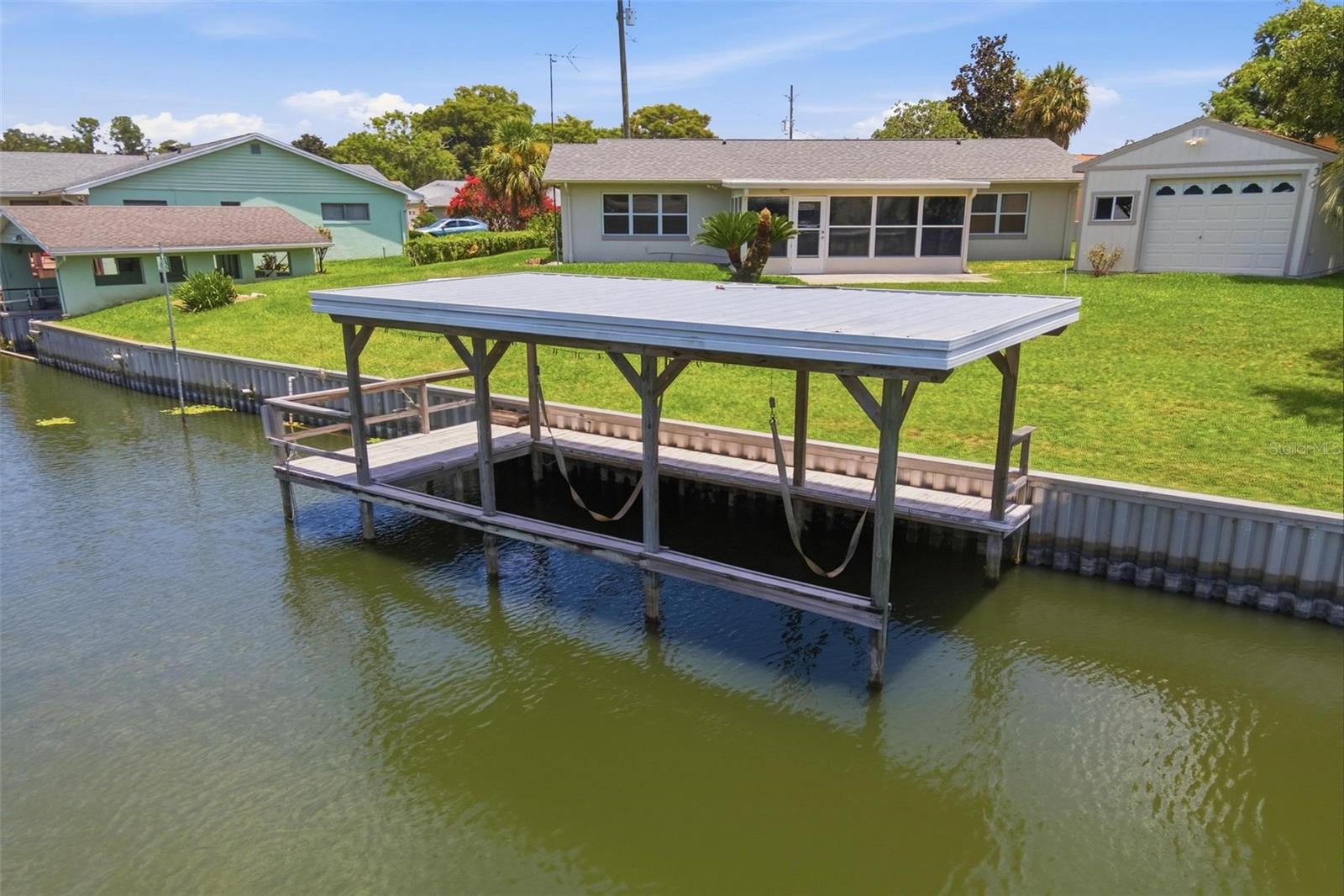 1631 CANAL COURT