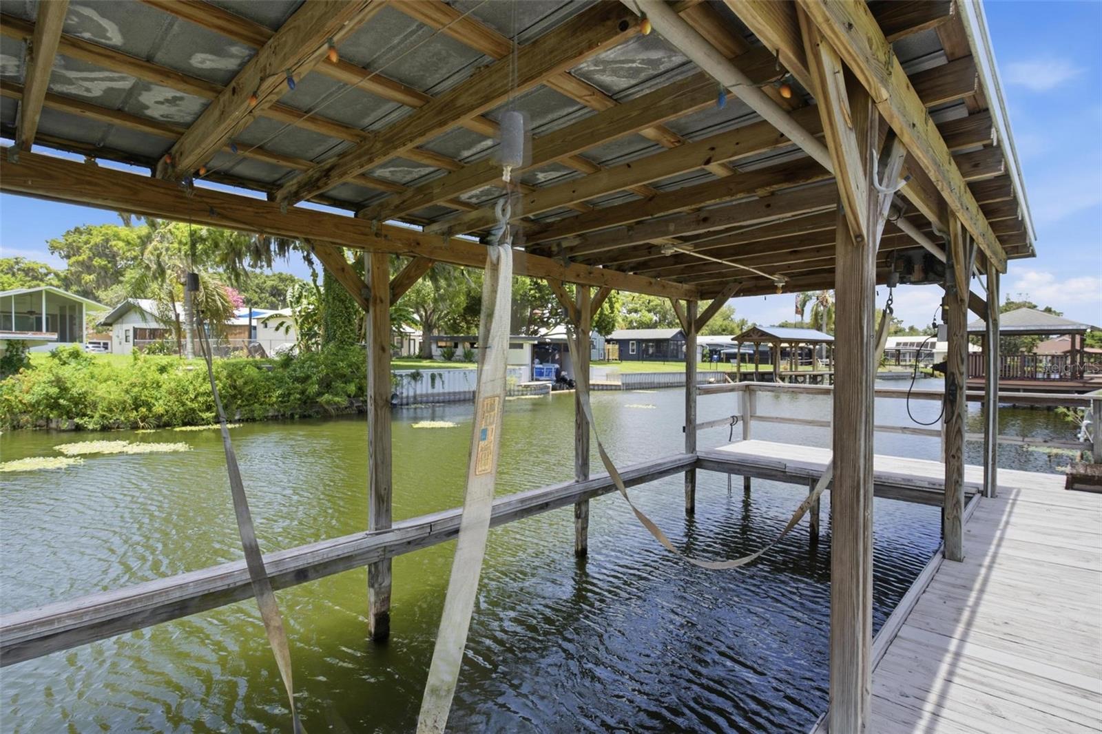 1631 CANAL COURT