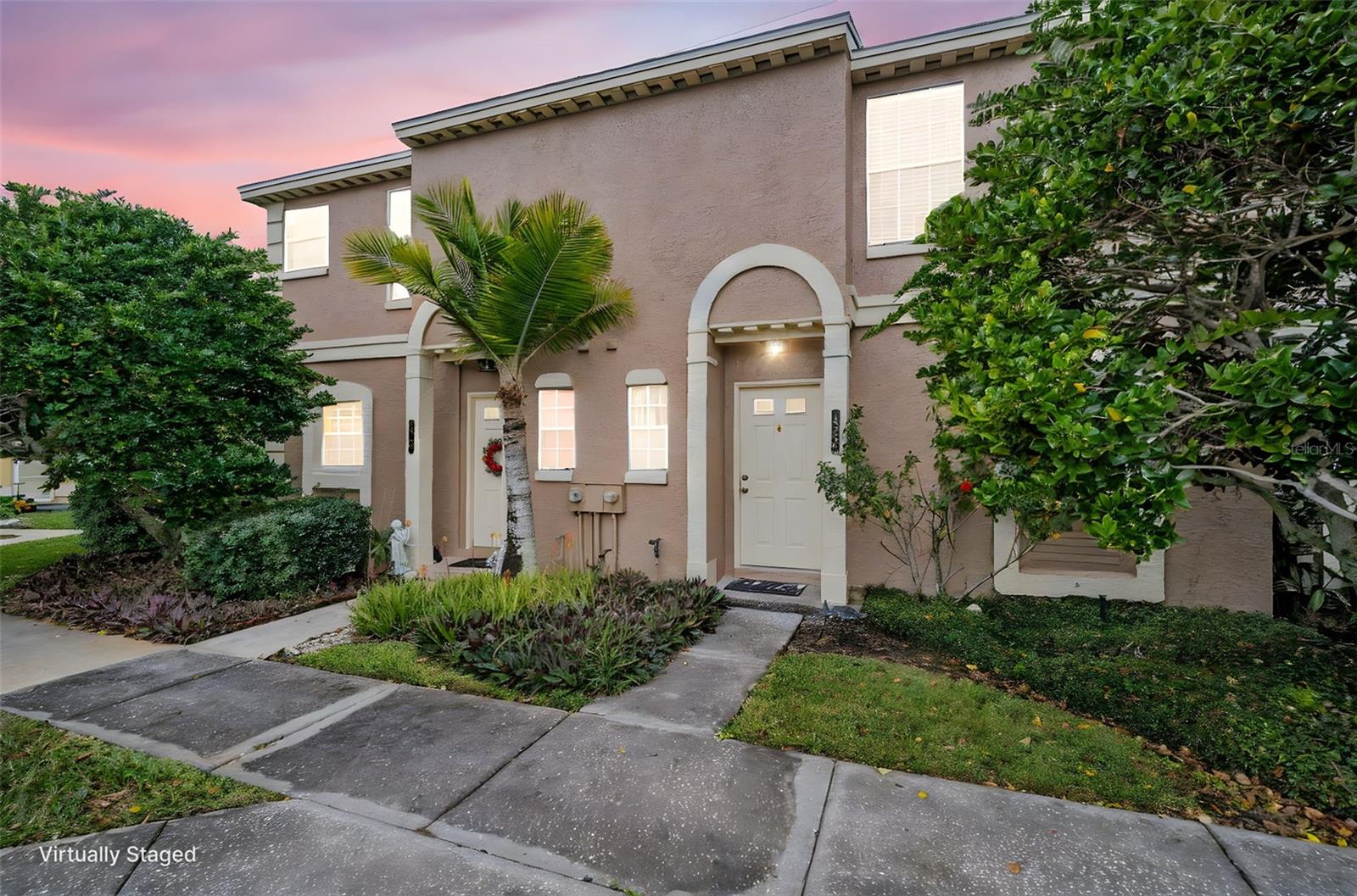 CHATEAUX DE VILLE - Residential Lease