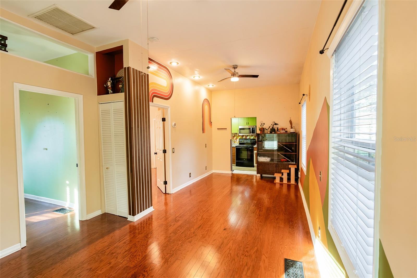 612 N SALISBURY AVENUE