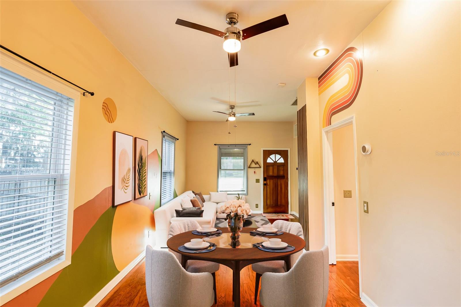 DELAND W 01/2 BLK 88 - Residential