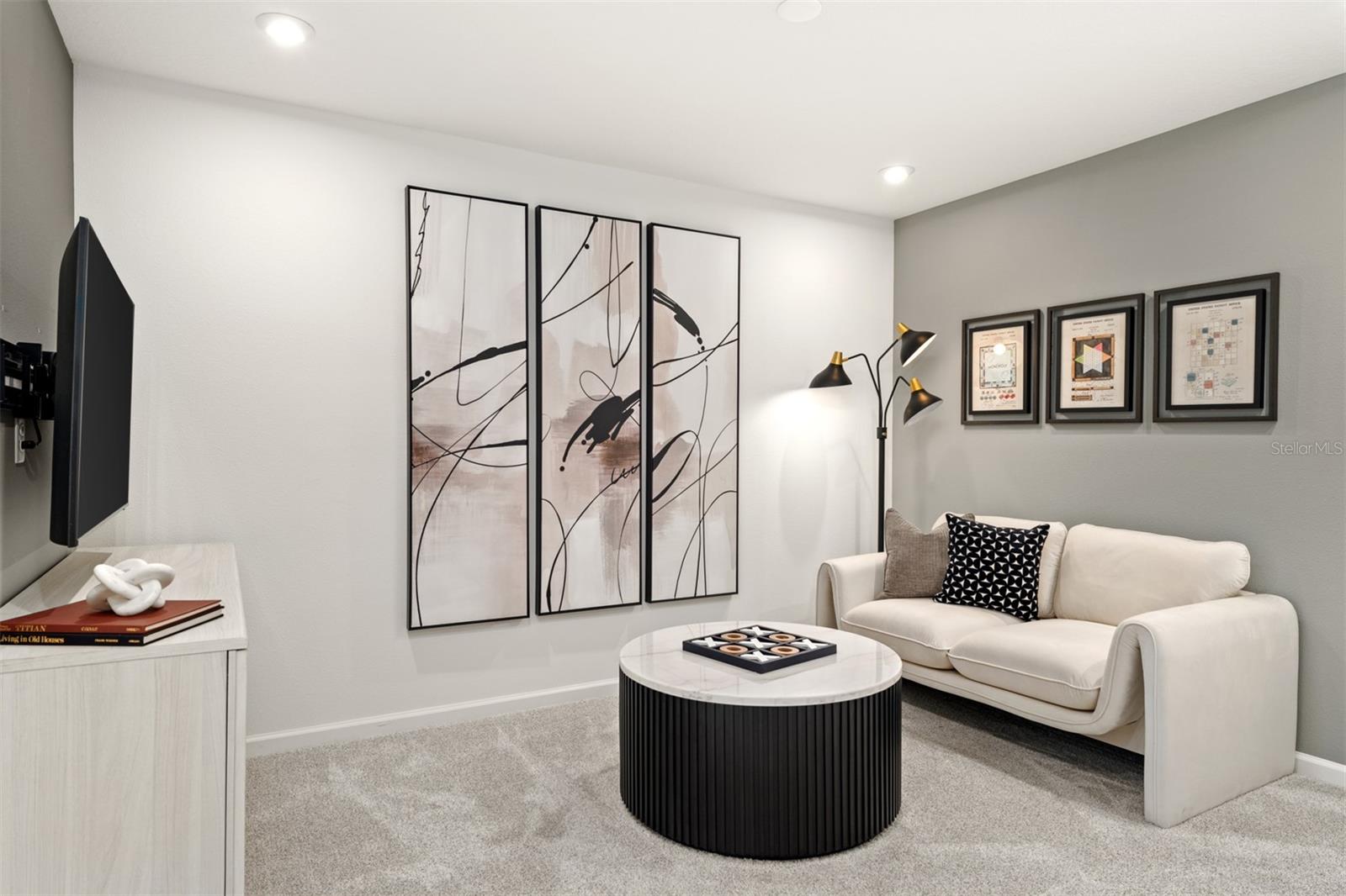 HICKORY GROVE - Residential