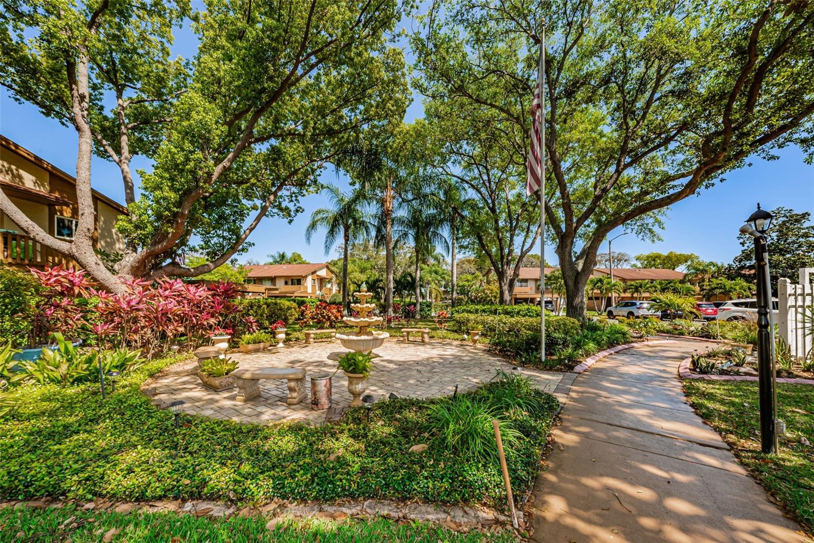 BEACON LAKES CONDO 05 01 - Residential