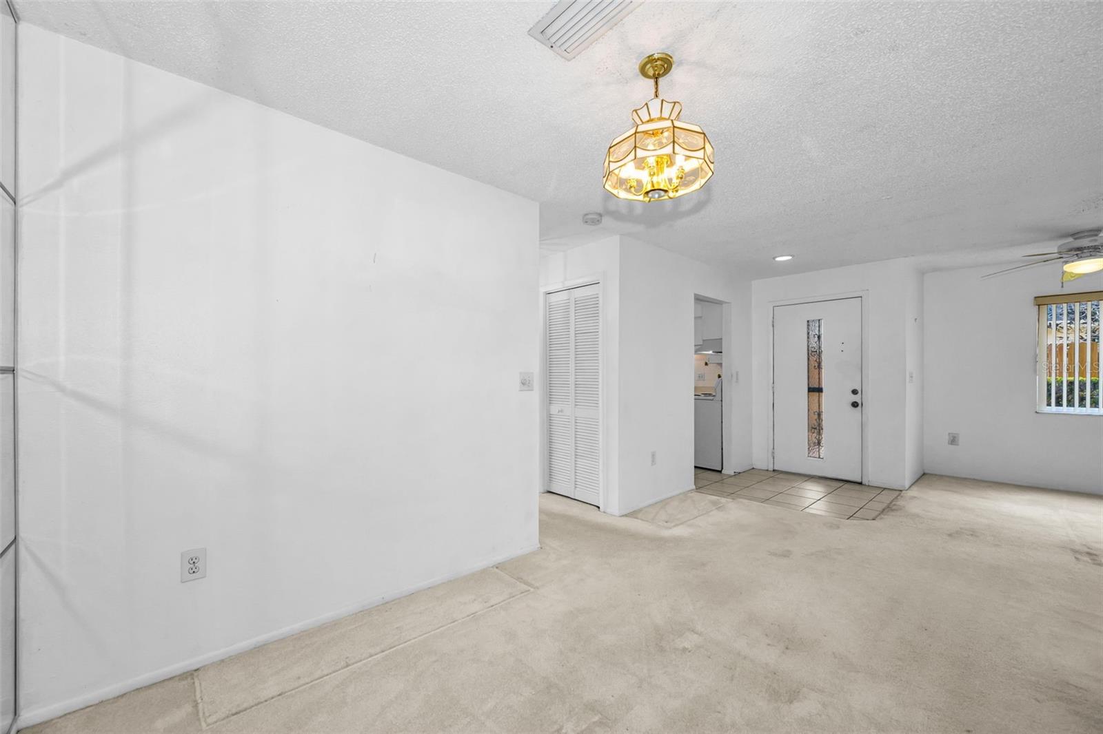 BEACON LAKES CONDO 05 01 - Residential