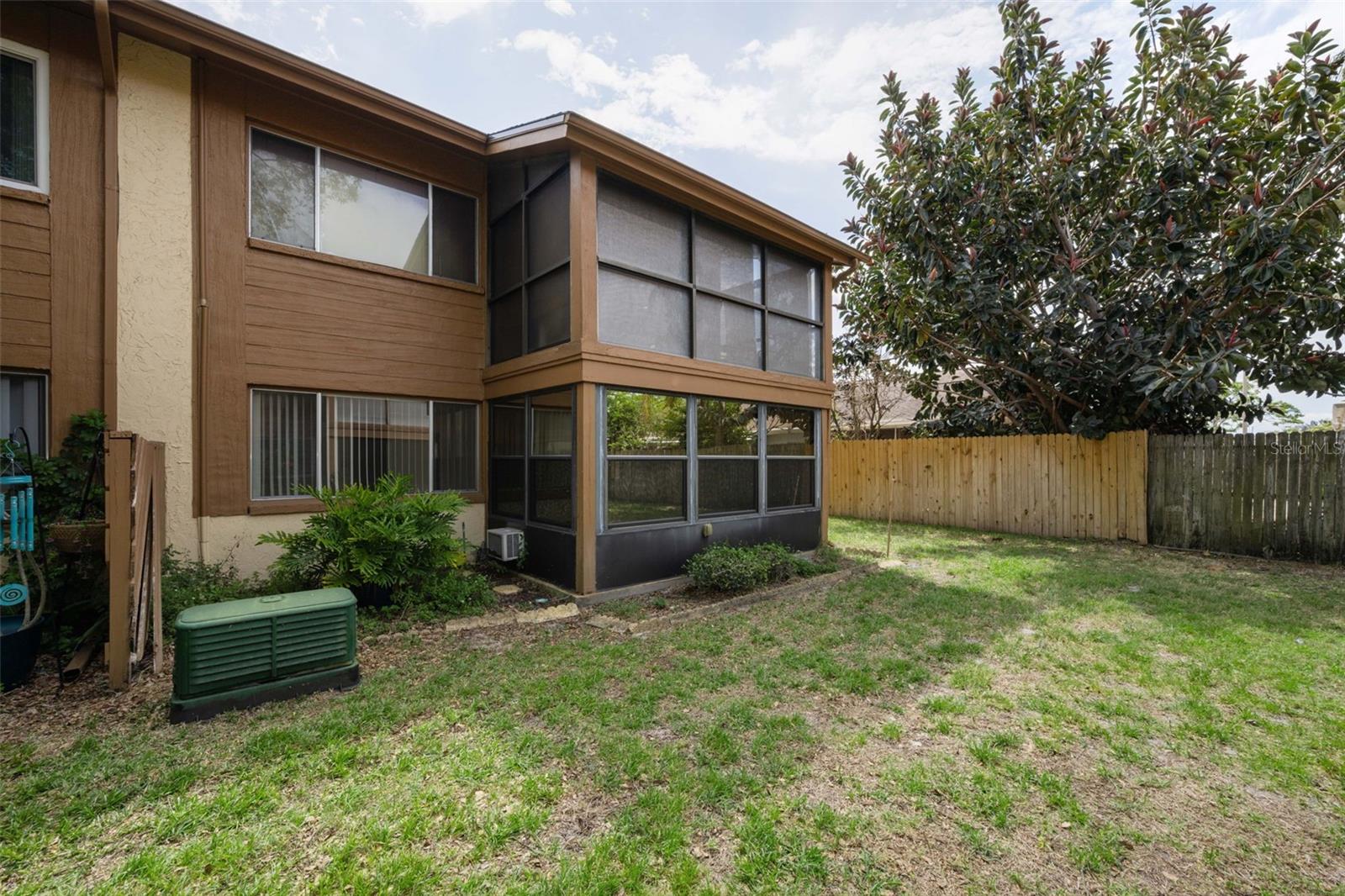 BEACON LAKES CONDO 05 01 - Residential