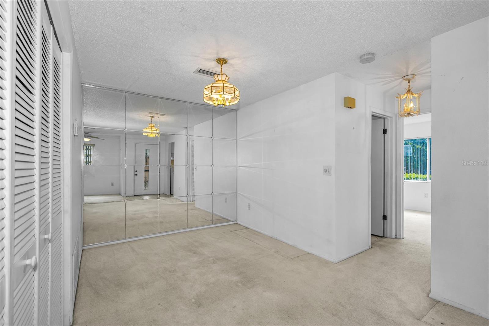 BEACON LAKES CONDO 05 01 - Residential