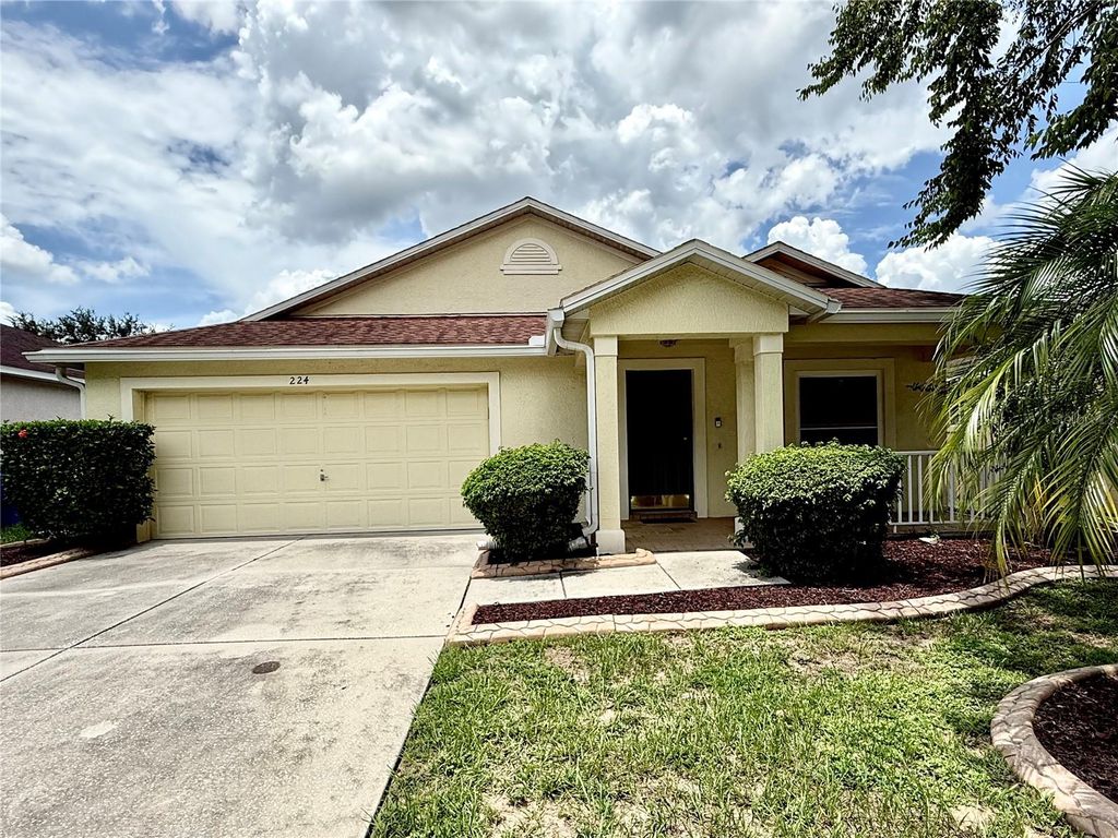 Photo of 224 Chardonnay Place, Valrico, FL 33594 (MLS # TB8367344)