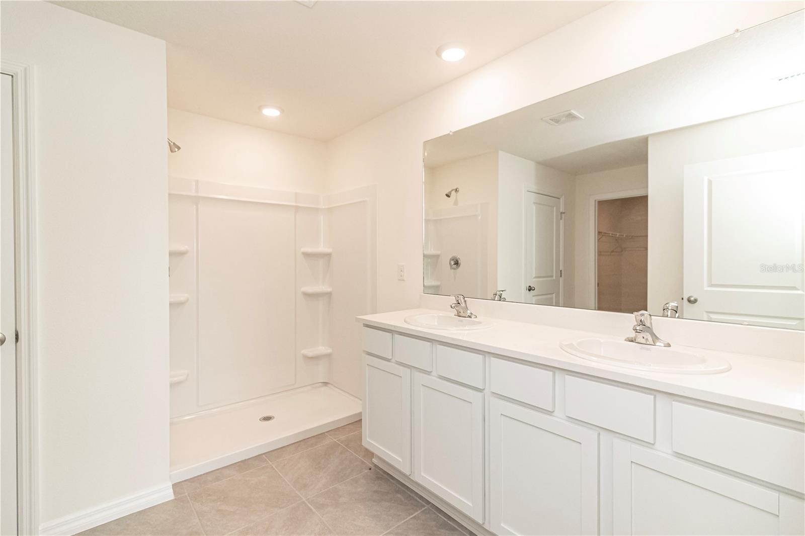 OCALA CROSSINGS SOUTH - Residential Lease