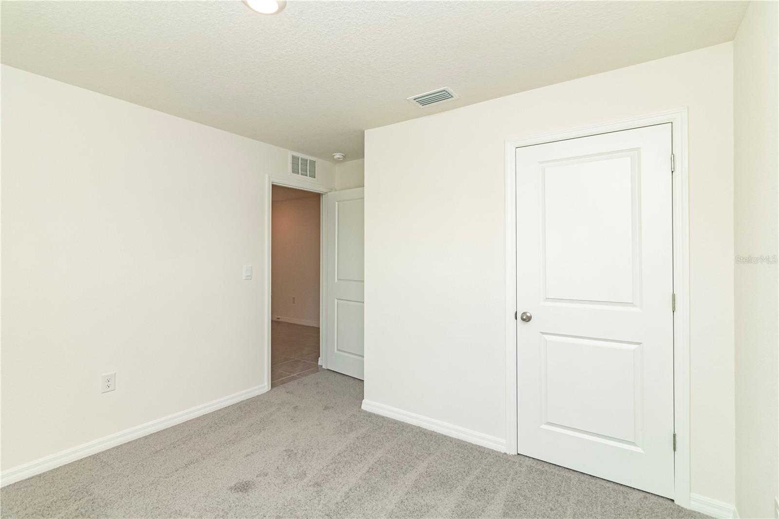 OCALA CROSSINGS SOUTH - Residential Lease