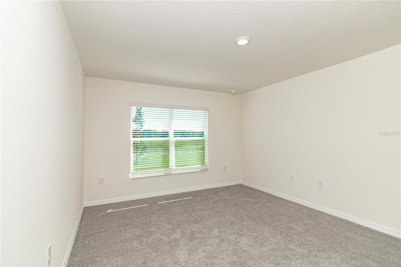 OCALA CROSSINGS SOUTH - Residential Lease