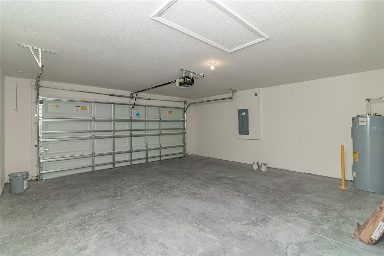 OCALA CROSSINGS SOUTH - Residential Lease