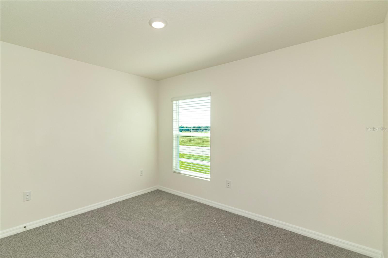 OCALA CROSSINGS SOUTH - Residential Lease