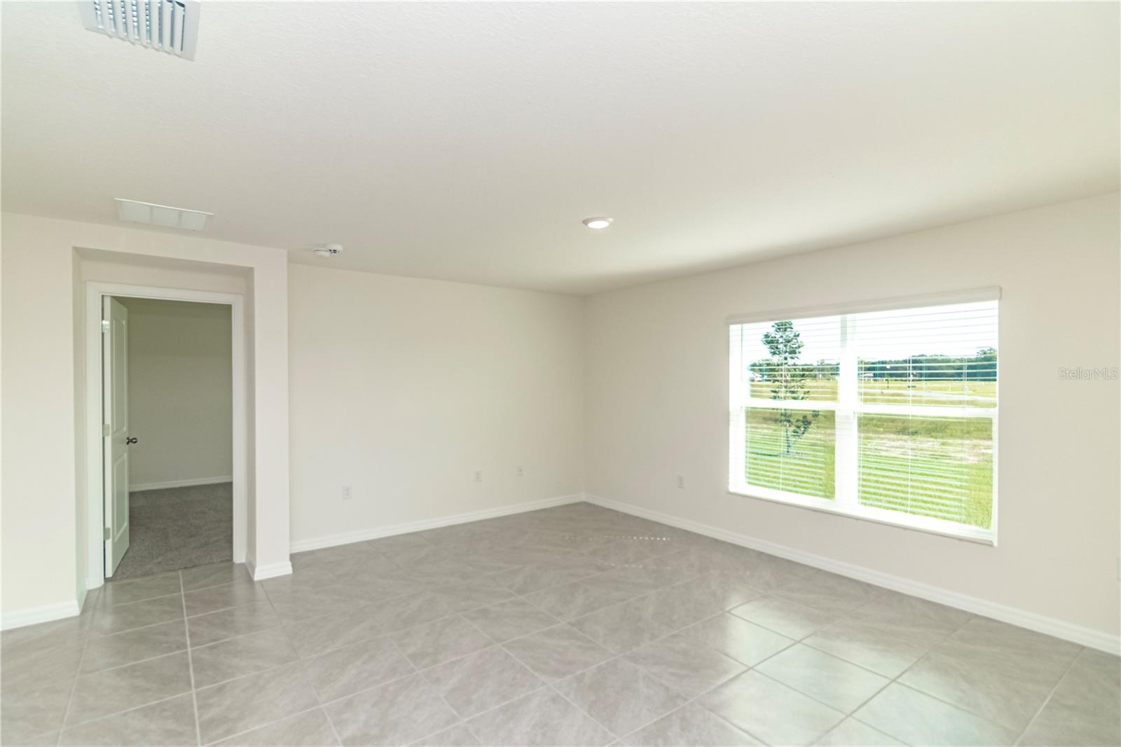 OCALA CROSSINGS SOUTH - Residential Lease