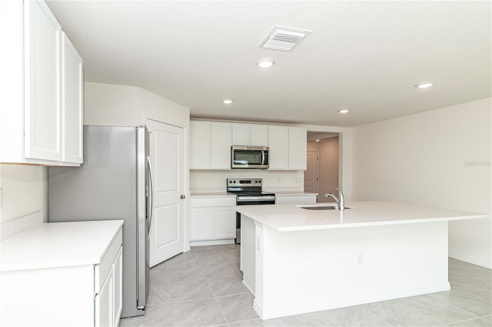 OCALA CROSSINGS SOUTH - Residential Lease