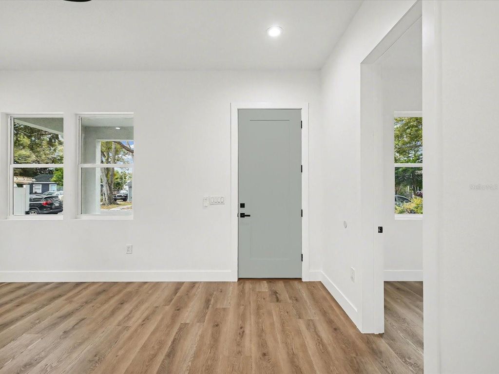 Photo of 1751 27th Avenue N, St Petersburg, FL 33713 (MLS # TB8465871)