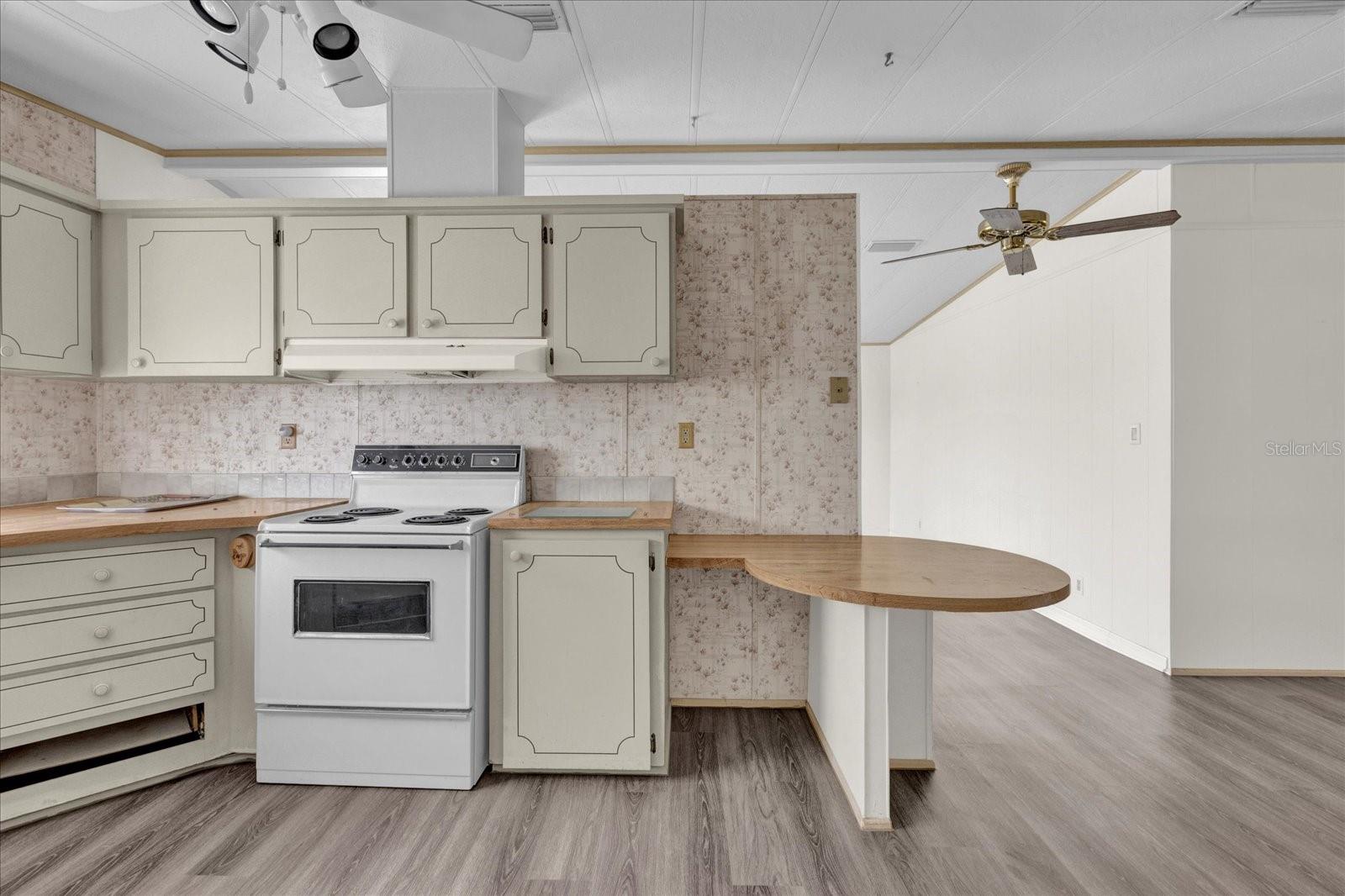 TIMBERWOODS ESTATES - Residential