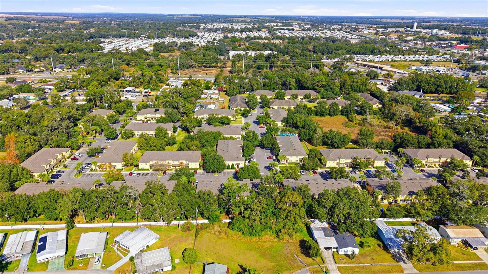 EILAND PARK TWNHMS - Residential