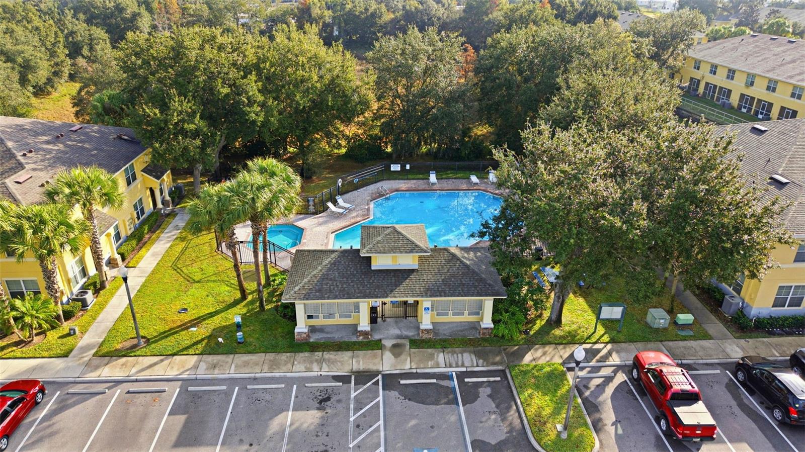 EILAND PARK TWNHMS - Residential