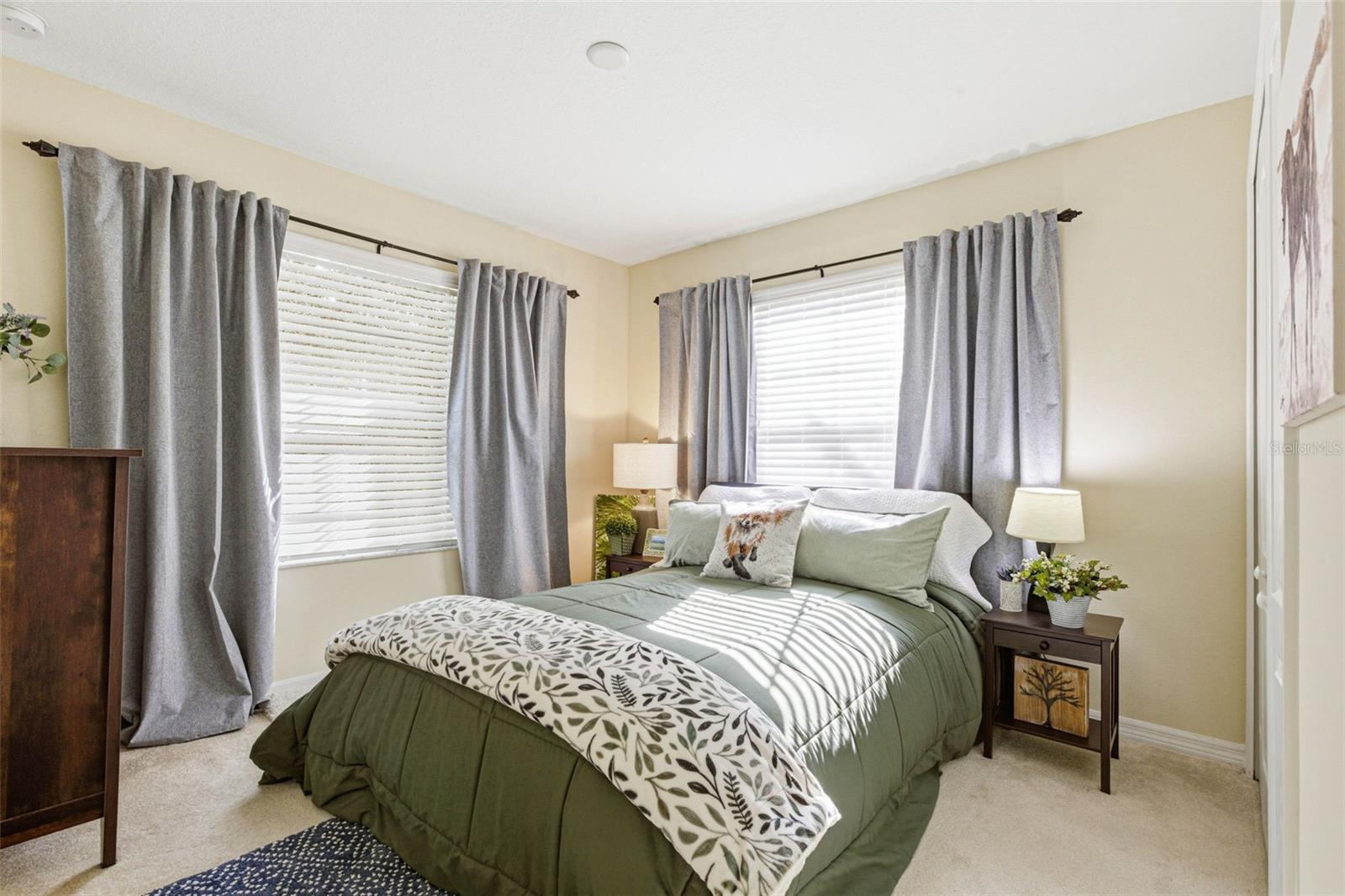 EILAND PARK TWNHMS - Residential